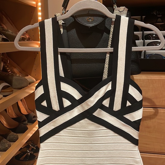 Herve Leger bandage dress black and white - Picture 8 of 9